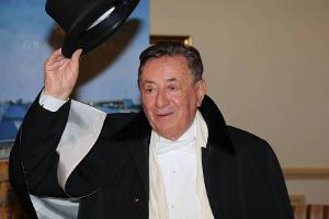Richard Lugner hat eine neue Frau an seiner Seite