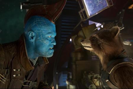 Michael Rooker alias Yondu (l.) in Michael Rooker alias Yondu (l.) in
