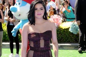 Ariel Winter: Halbnackt bei den Schlümpfen