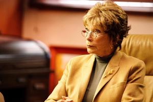 "Zu guter Letzt": Shirley MacLaine dreht als Kratzbürste auf