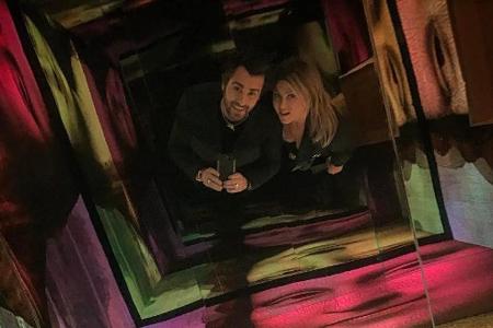 Jennifer Aniston und Justin Theroux im Louvre in Paris Jennifer Aniston und Justin Theroux im Louvre in Paris