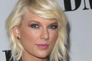 MTV Video Music Awards: Zombie Taylor Swift schlägt um sich