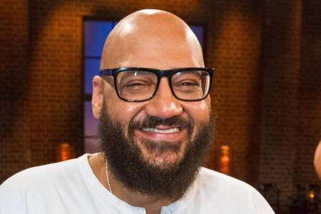 Moses Pelham bracht Stefan Raab 1997 die Nase - heute bereut er die Aktion Moses Pelham bracht Stefan Raab 1997 die Nase - heute bereut er die Aktion