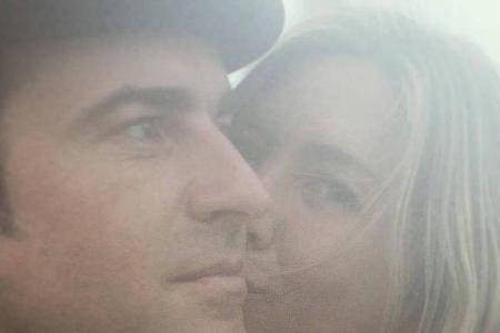 Nach zwei Jahren Ehe immer noch schwer verliebt: Justin Theroux und Jennifer Aniston Nach zwei Jahren Ehe immer noch schwer verliebt: Justin Theroux und Jennifer Aniston