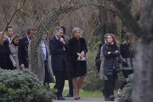 Königin Máxima der Niederlande nimmt Abschied von ihrem Vater