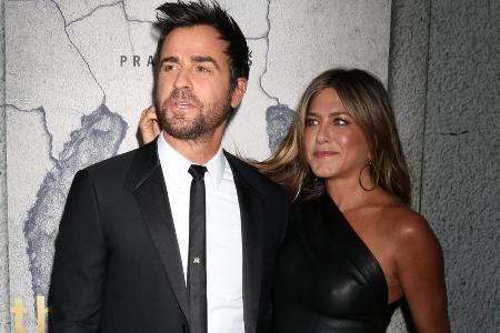 Justin Theroux und Jennifer Aniston sind seit 2015 verheiratet Justin Theroux und Jennifer Aniston sind seit 2015 verheiratet