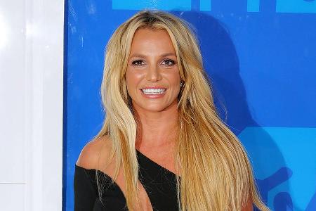 Ups, sie hat es schon wieder getan: Britney Spears spendet für den guten Zweck. Ups, sie hat es schon wieder getan: Britney Spears spendet für den guten Zweck.