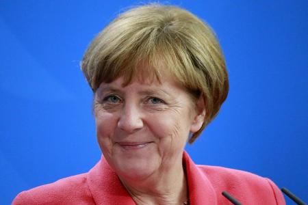 Angela Merkel musste bei der Frage nach ihrem Lieblingssmiley schmunzeln Angela Merkel musste bei der Frage nach ihrem Lieblingssmiley schmunzeln