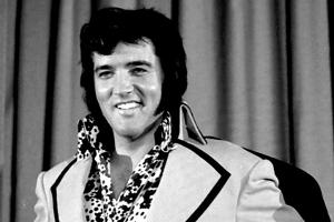 Ist der 40. Todestag von Elvis Presley nur eine große Lüge?