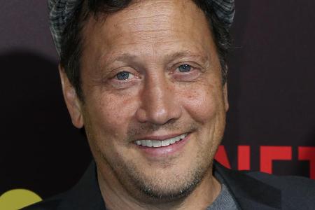 Rob Schneider schlägt bei aller Fröhlichkeit über die Sonnenfinsternis ernste Töne an Rob Schneider schlägt bei aller Fröhlichkeit über die Sonnenfinsternis ernste Töne an