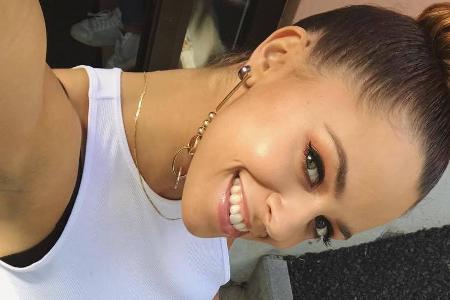 So zeigt sie sich auch gerne privat: Vanessa Mai im sportlichen Outfit So zeigt sie sich auch gerne privat: Vanessa Mai im sportlichen Outfit
