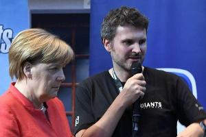 Gamescom 2017: Kanzlerin Merkel lässt die Videospiele beginnen