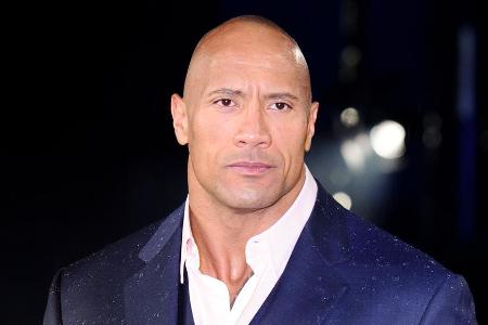 Kommt auch ganz in Schwarz zu den Golden Globes: Dwayne Kommt auch ganz in Schwarz zu den Golden Globes: Dwayne