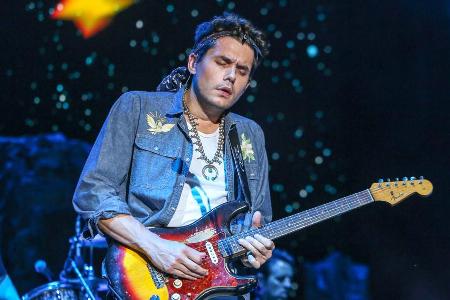 John Mayer bei einem Konzert im amerikanischen Raleigh John Mayer bei einem Konzert im amerikanischen Raleigh