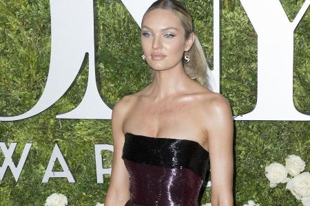 Candice Swanepoel freut sich auf ihr zweites Kind Candice Swanepoel freut sich auf ihr zweites Kind