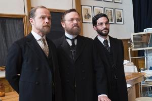 "Charité": Die echten Nobelpreisträger hinter der Event-Serie