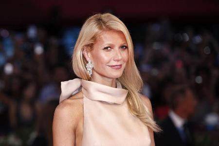 Gwyneth Paltrow hat sich als Kochbuch-Autorin versucht. Das Ergebnis scheint aber missglückt zu sein! Gwyneth Paltrow hat sich als Kochbuch-Autorin versucht. Das Ergebnis scheint aber missglückt zu sein!