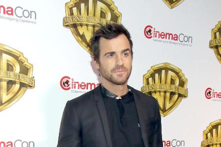 Justin Theroux Hochzeit wurde durch die Feier im kleinsten Kreis zu etwas ganz Besonderem Justin Theroux Hochzeit wurde durch die Feier im kleinsten Kreis zu etwas ganz Besonderem