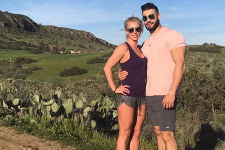 Umarmen und sporteln: Britney Spears und Sam Asghari Umarmen und sporteln: Britney Spears und Sam Asghari