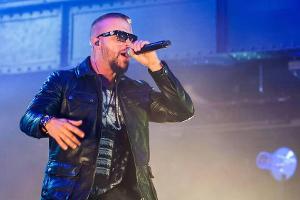 Beim Tour-Auftakt: Kollegah schlägt Fan ins Gesicht