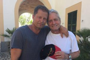 Til Schweiger dreht mit Michael Douglas - von wegen!