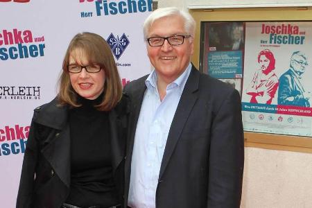 Elke Büdenbender und Frank-Walter Steinmeier bei einer Filmpremiere 2011