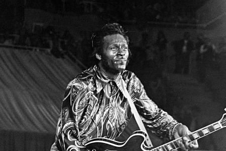 Chuck Berry bei einem Auftritt im Jahr 1969 Chuck Berry bei einem Auftritt im Jahr 1969