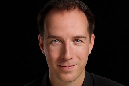 Steffen Kirchner ist Persönlichkeitstrainer und Glücksexperte