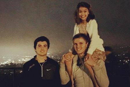 Dieses Foto von Tochter Suri und ihren Cousins postete Katie Holmes auf Instagram Dieses Foto von Tochter Suri und ihren Cousins postete Katie Holmes auf Instagram