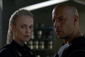 Furiose Dauer-Action im neuen "Fast & Furious 8"-Trailer