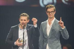 Joko und Klaas schicken Goldene Kamera zurück - plus Geschenk