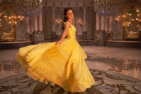 Emma Watson gibt als Belle ihr Gesangs-Debüt auf der Kinoleinwand Emma Watson gibt als Belle ihr Gesangs-Debüt auf der Kinoleinwand
