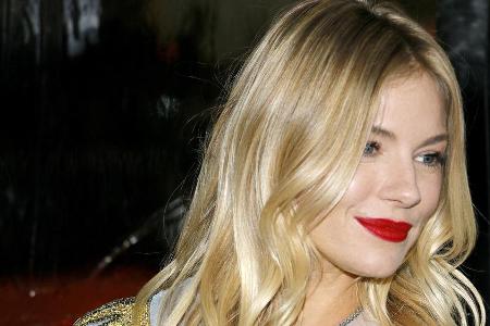 Schauspielerin Sienna Miller ist seit Jahren eine überzeugte Blondine Schauspielerin Sienna Miller ist seit Jahren eine überzeugte Blondine