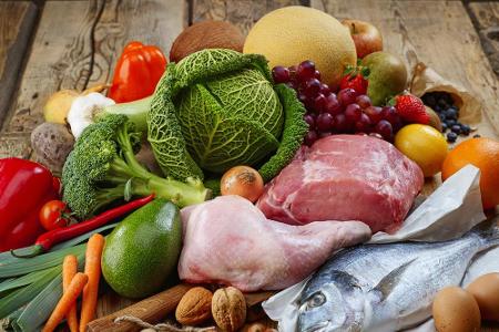 Paleo steht für das Paläolithikum, die Altsteinzeit. Entsprechend wird sich nur von Nahrungsmitteln ernährt, die schon unser... Paleo steht für das Paläolithikum, die Altsteinzeit. Entsprechend wird sich nur von Nahrungsmitteln ernährt, die schon unser...