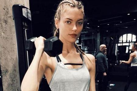 Auch Model Martha Hunt legt Wert auf funktionale Gymwear, die gleichzeitig cool aussieht