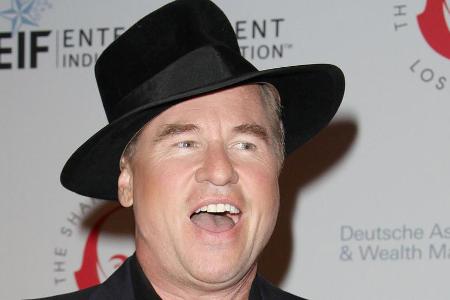 Val Kilmer überhäuft Cate Blanchett mit digitalen Liebeserklärungen Val Kilmer überhäuft Cate Blanchett mit digitalen Liebeserklärungen
