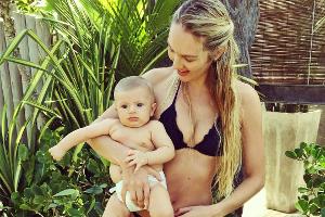 Candice Swanepoel: Dieser After-Baby-Body kann sich sehen lassen