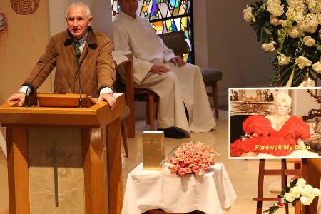 Frédéric Prinz von Anhalt sprach bei der Trauerfeier Ende Dezember in der Kirche Frédéric Prinz von Anhalt sprach bei der Trauerfeier Ende Dezember in der Kirche