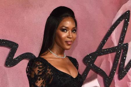 Naomi Campbell widerfuhr dasselbe wie Kim Kardashian: Sie wurde in Paris überfallen Naomi Campbell widerfuhr dasselbe wie Kim Kardashian: Sie wurde in Paris überfallen