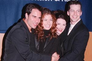 Die Stars aus "Will & Grace" Eric McCormack (v.l.), Debra Messing, Megan Mullally und Sean Hayes im Jahr 2000