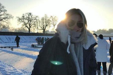 Model Lena Gercke beweist, dass man auch im Winter stylish unterwegs sein kann Model Lena Gercke beweist, dass man auch im Winter stylish unterwegs sein kann