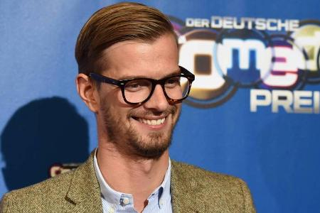 Joko Winterscheidt ist nicht nur auf der Leinwand erfolgreich, sondern auch als Strippenzieher im Hintergrund Joko Winterscheidt ist nicht nur auf der Leinwand erfolgreich, sondern auch als Strippenzieher im Hintergrund