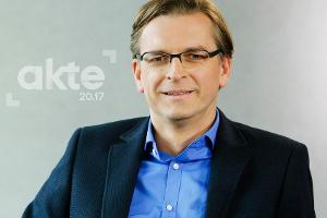 Claus Strunz übernimmt "akte": Das sollten Sie über ihn wissen