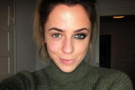Einerseits natürlich, andererseits geschminkt - so zeigt sich Vanessa Mai auf Instagram Einerseits natürlich, andererseits geschminkt - so zeigt sich Vanessa Mai auf Instagram