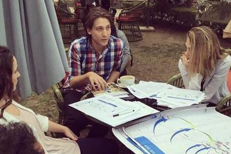 Cara Delevingne ist aktuell für die Vereinten Nationen in Uganda Cara Delevingne ist aktuell für die Vereinten Nationen in Uganda