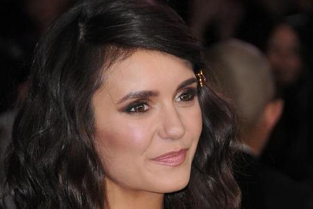 Nina Dobrev bei der Premiere ihres neuen Films Nina Dobrev bei der Premiere ihres neuen Films