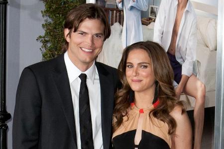 Ashton Kutcher gemeinsam mit Natalie Portman bei der Premiere ihres gemeinsamen Films Ashton Kutcher gemeinsam mit Natalie Portman bei der Premiere ihres gemeinsamen Films