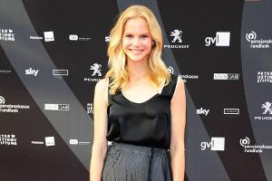 Sinja Dieks ist Schauspielerin und Tänzerin, aber auch Karnevals-Fan?