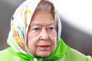 Die Queen 2.0: Elizabeth II. sucht Twitter-Manager