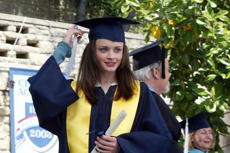 Rory Gilmore wird von Alexis Bledel gespielt. Sie begann ihre Karriere zunächst als Model und wurde mit 19 Jahren bei den 